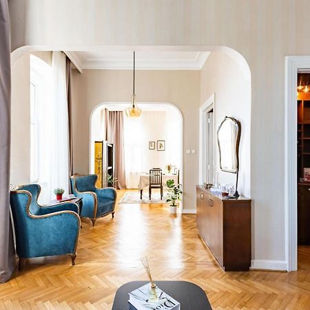 Historical Flat With A Lovely Sea View In Beyoglu Istanbul Eksteriør bilde