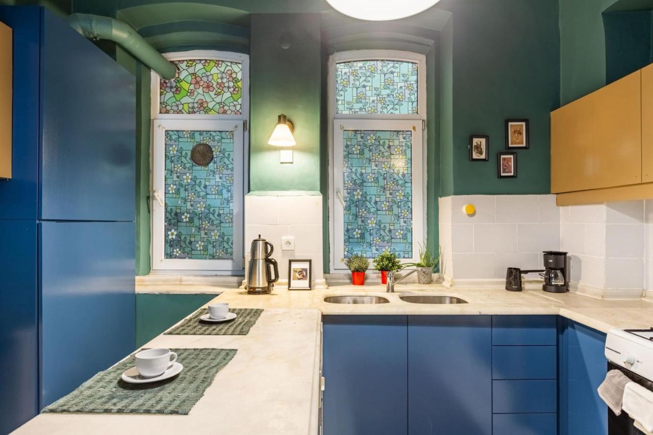 Historical Flat With A Lovely Sea View In Beyoglu Istanbul Eksteriør bilde